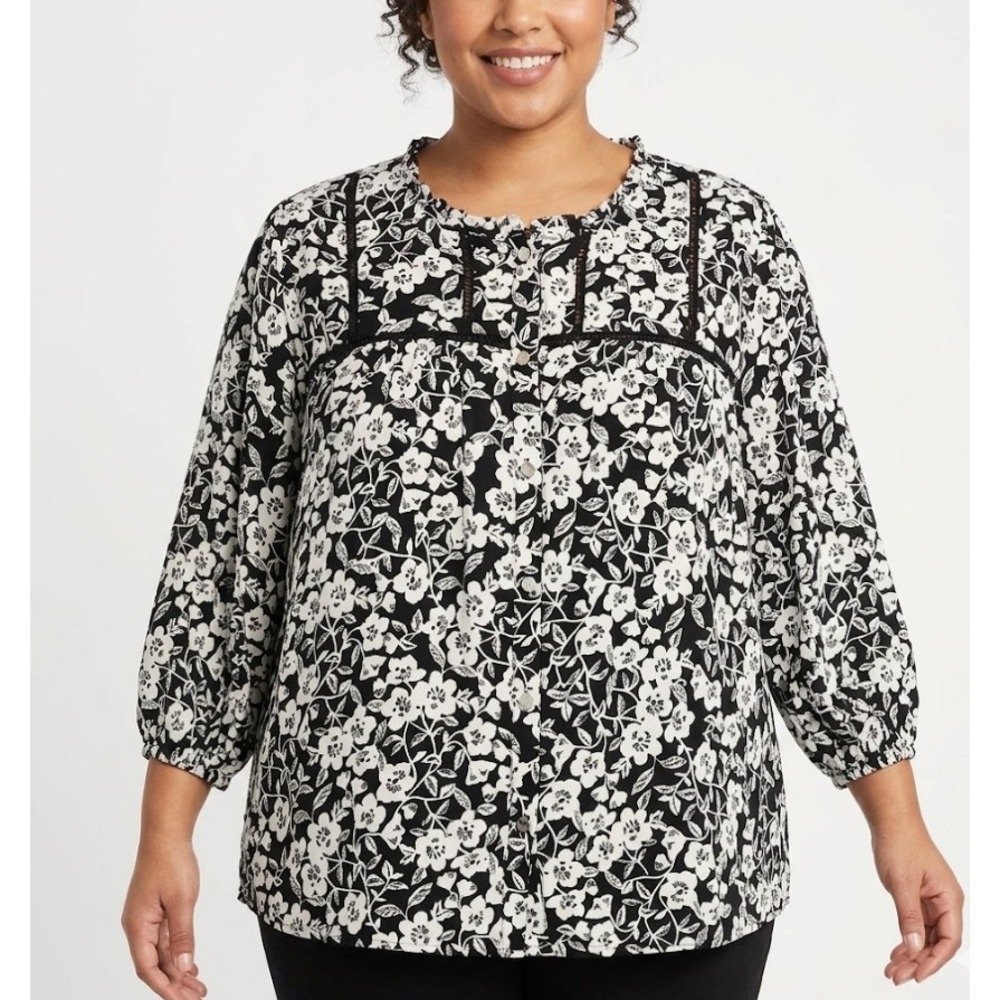 Adrienne Vittadini size XL Black White Floral 3/4 Sleeve Blouse Cottagecore